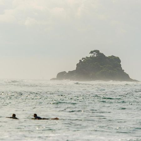 Ram'S Surfing Beach,Midigama East Exterior foto