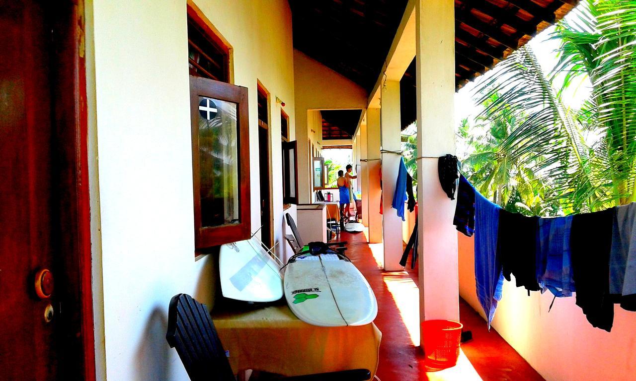 Ram'S Surfing Beach,Midigama East Exterior foto