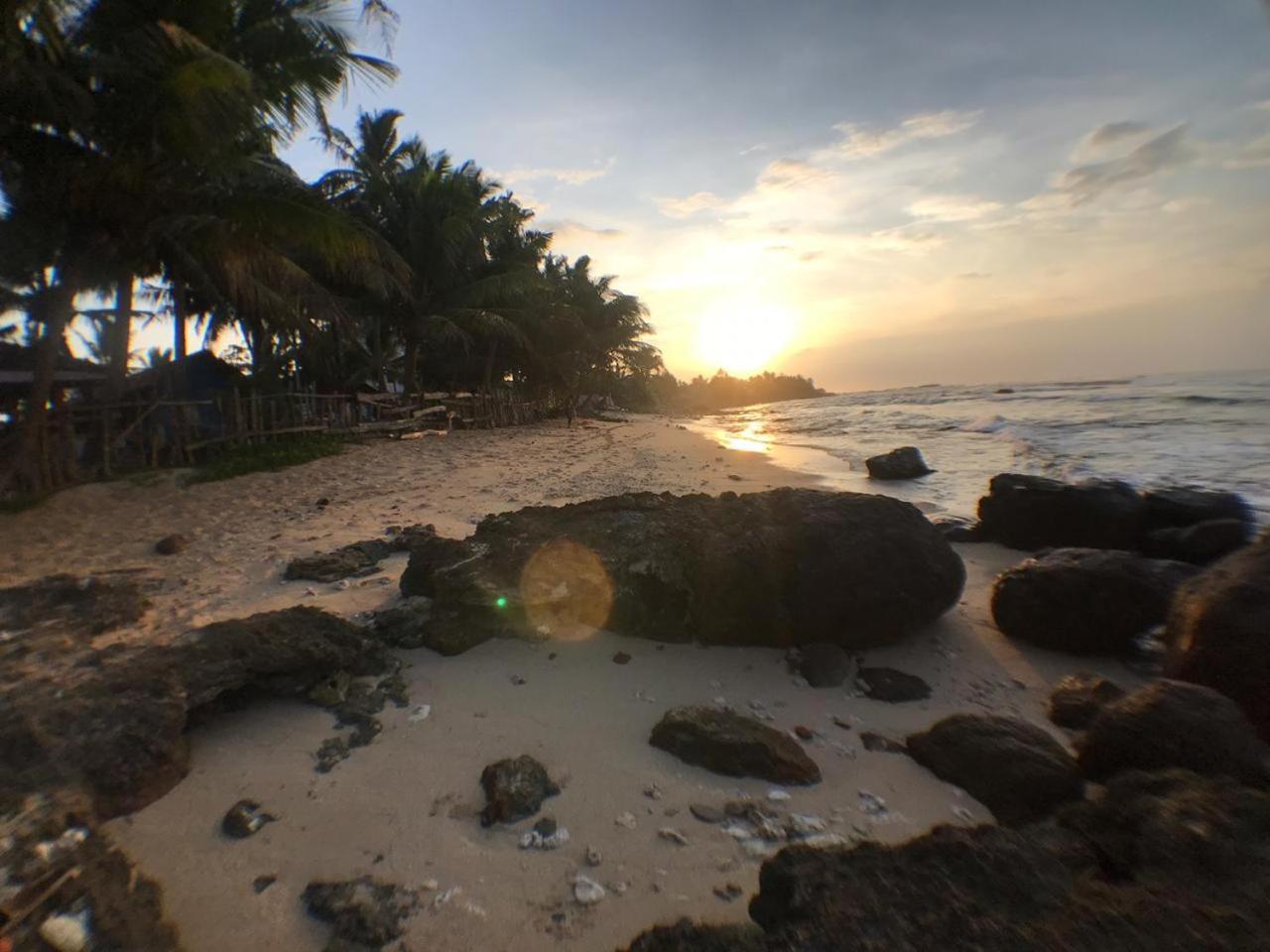 Ram'S Surfing Beach,Midigama East Exterior foto
